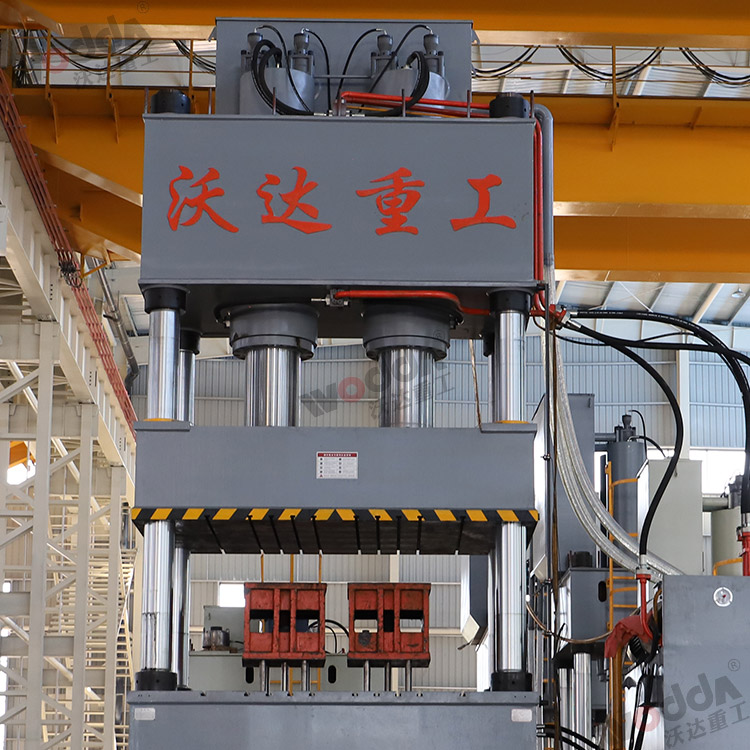 1000液壓機(jī)（立柱、油缸）